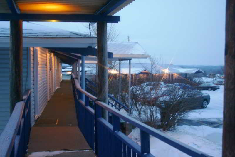 Finger Lakes Hotel Farmington Exterior photo